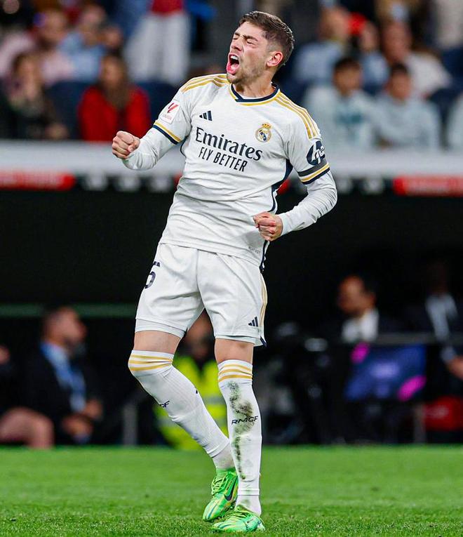 在禁区内完 在禁区内完