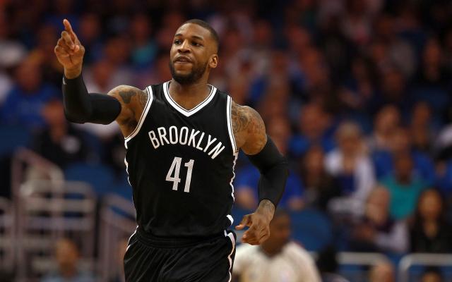 运动员通过 运动员通过