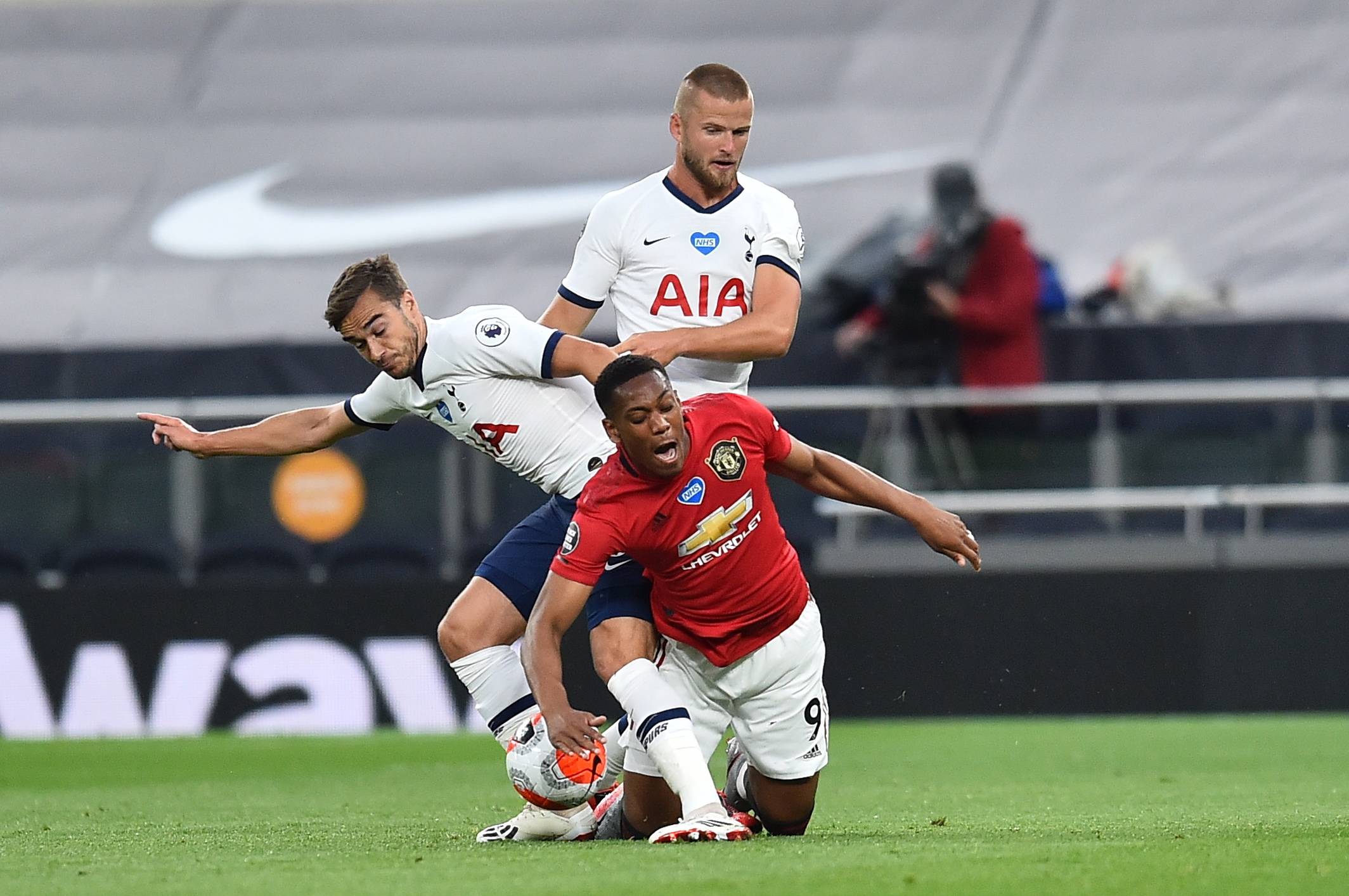 是盯人与协 是盯人与协