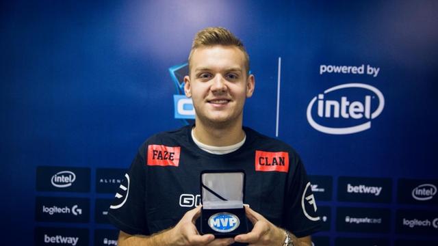 然而新内幕 然而新内幕